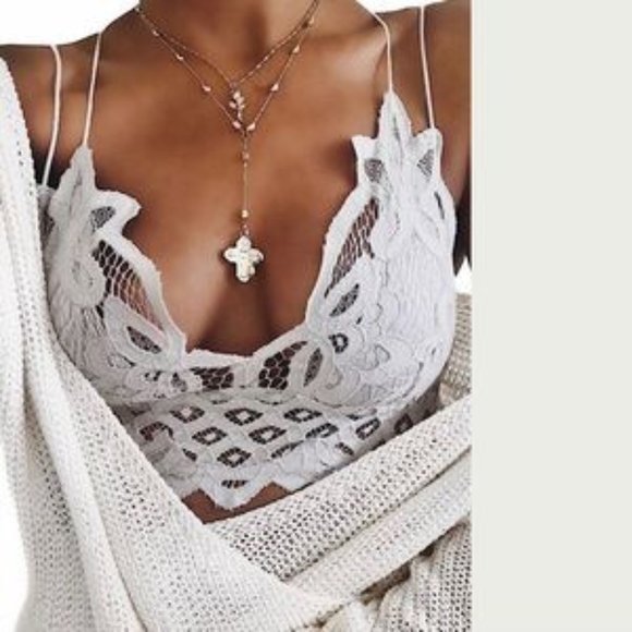 ⬇️1-M LEFT Crochet Lace Bralette - Picture 4 of 5
